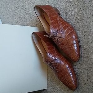 Tan brown skin lace Oxford  great condition